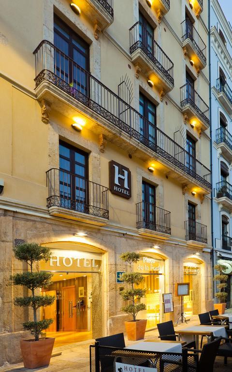 Placa De La Font Тарагона Екстериор снимка